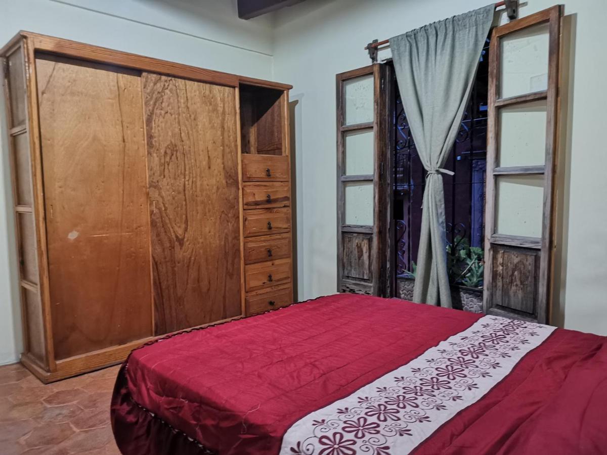 La Casa Del Abuelo Hostel San Miguel de Allende Luaran gambar