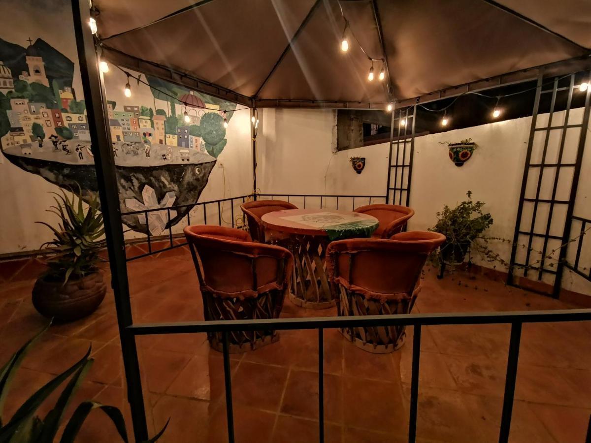 La Casa Del Abuelo Hostel San Miguel de Allende Luaran gambar