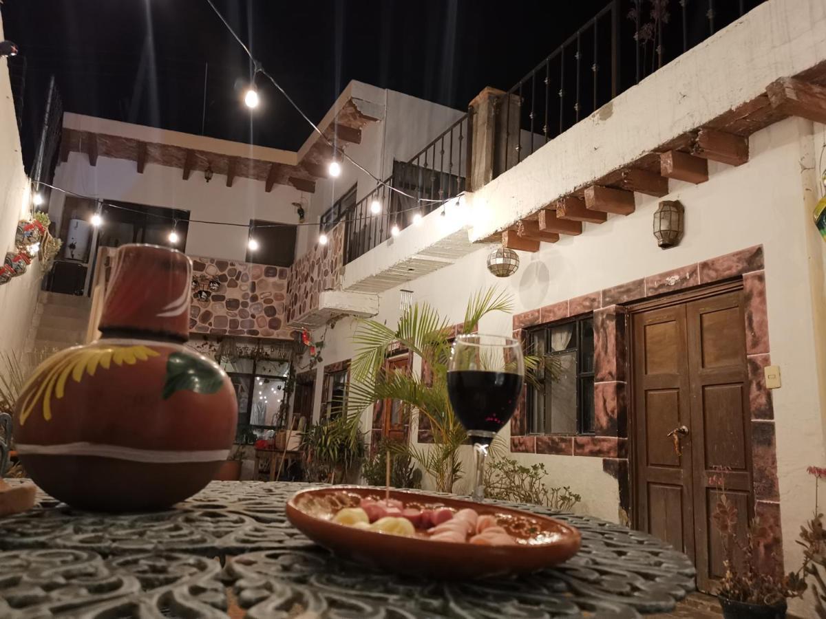 La Casa Del Abuelo Hostel San Miguel de Allende Luaran gambar