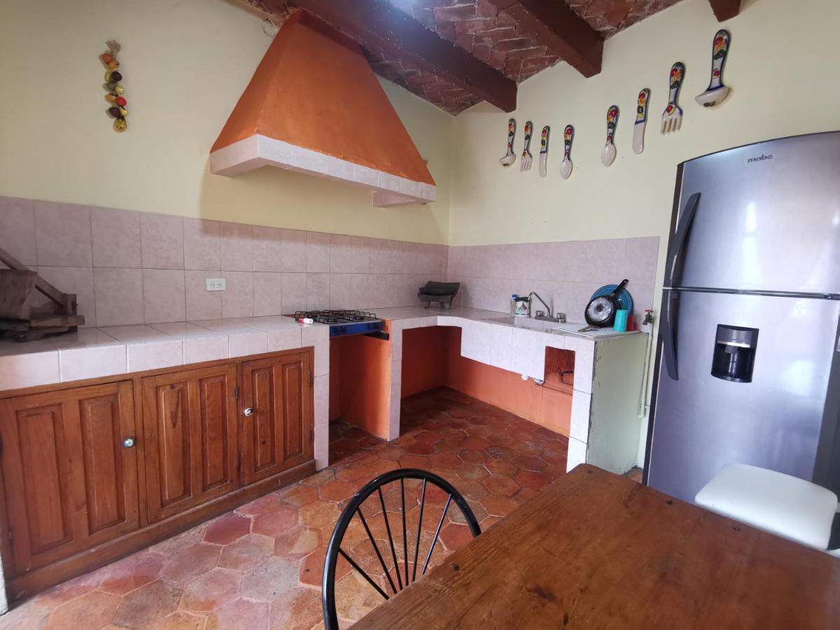 La Casa Del Abuelo Hostel San Miguel de Allende Luaran gambar